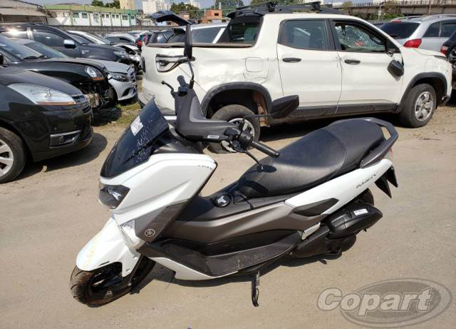 YAMAHA NMAX 160 19/19