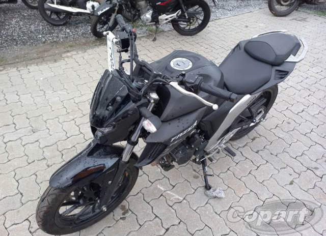 YAMAHA FZ25 FAZER 23/23