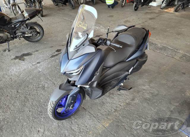 YAMAHA X-MAX 250 22/23