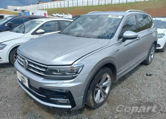 VOLKSWAGEN TIGUAN 2.0 19/19